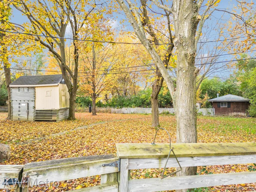 7380 VILLAMUER Road, West Bloomfield, MI — Photo 55