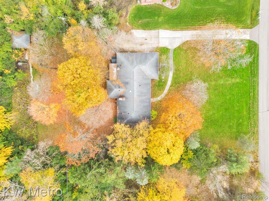 7380 VILLAMUER Road, West Bloomfield, MI — Photo 58