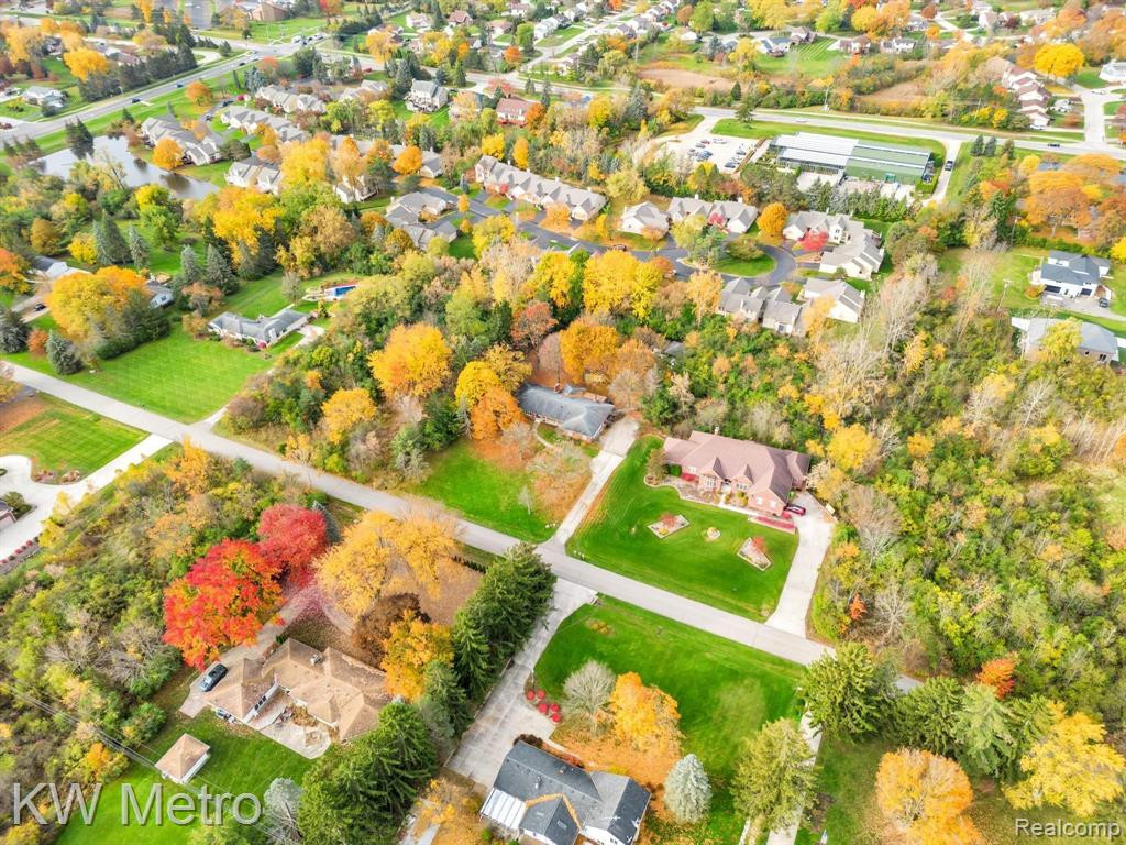7380 VILLAMUER Road, West Bloomfield, MI — Photo 59
