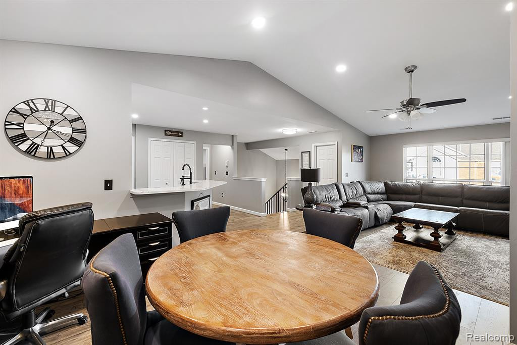 19202 CHESAPEAKE Circle, Walled Lake, MI 48390 — Photo 14