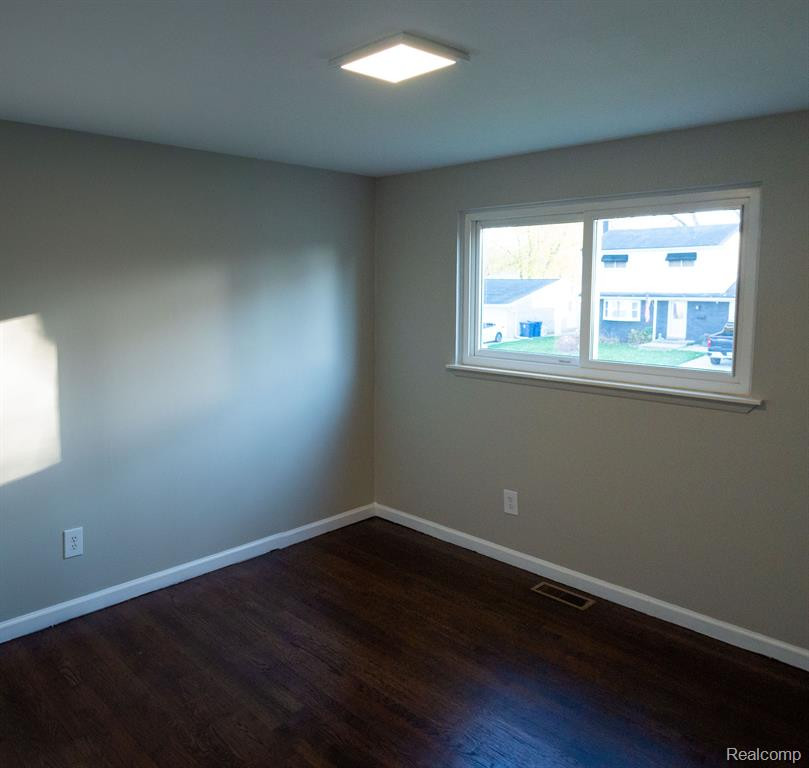 8671 PINE, Ypsilanti, MI 48198 — Photo 21