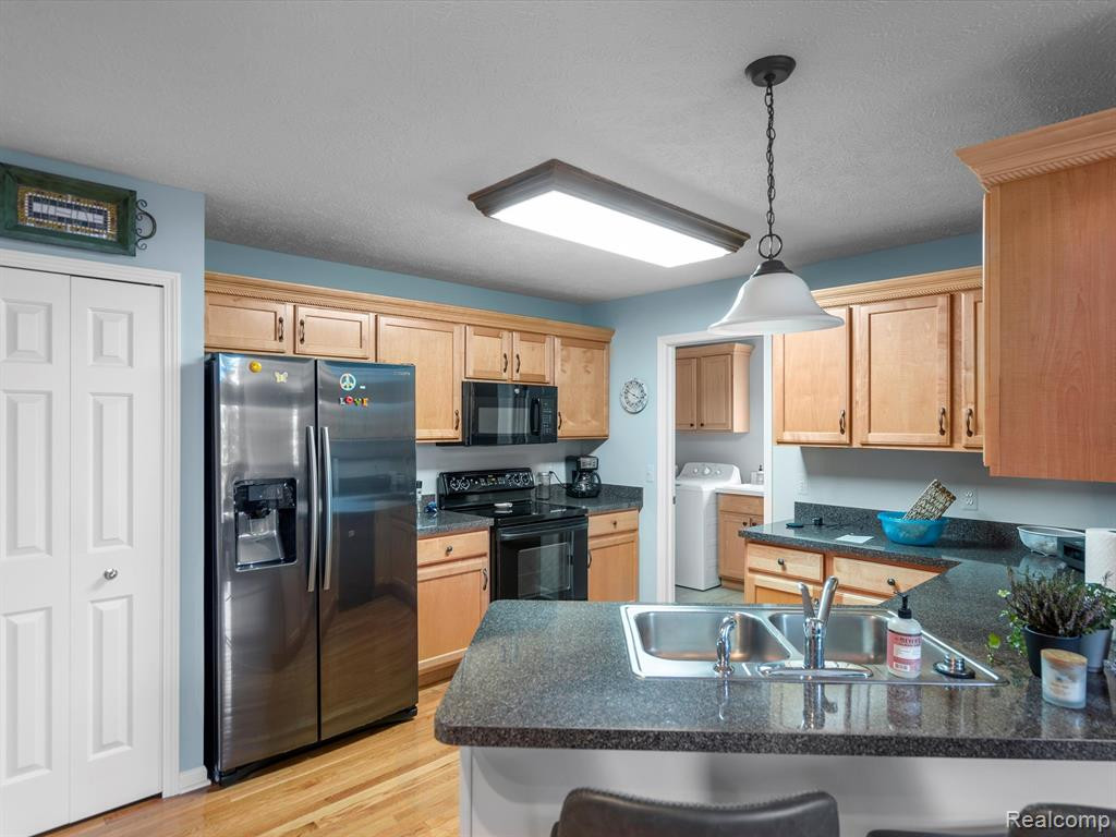 22 SEDUM, Howell, MI 48843 — Photo 8