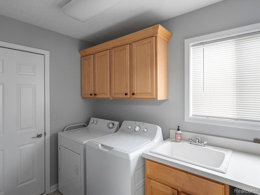 22 SEDUM, Howell, MI 48843 — Photo 13