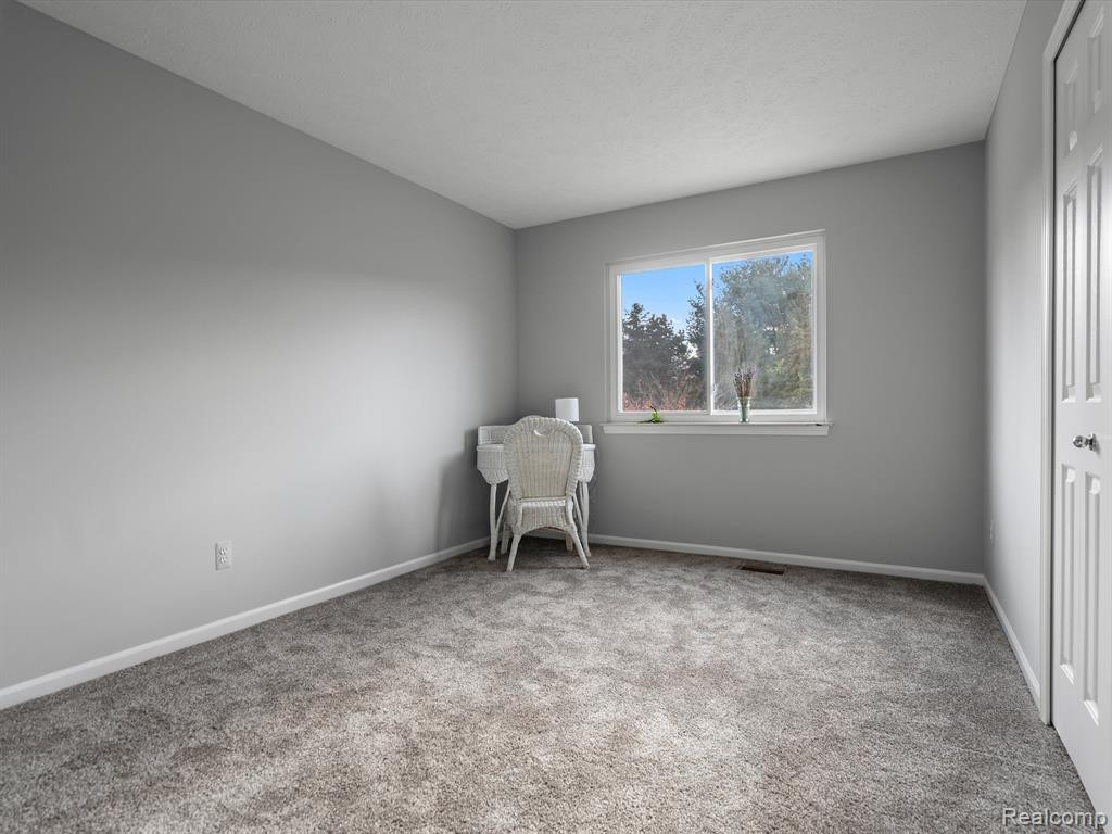 22 SEDUM, Howell, MI 48843 — Photo 18