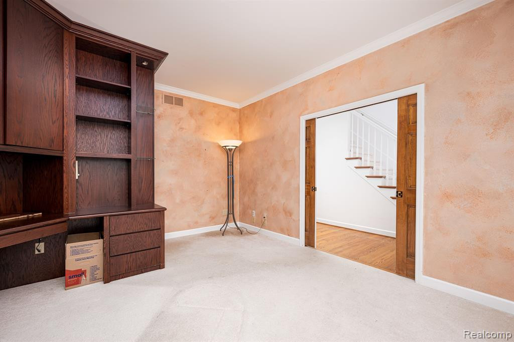 9966 ROLLING GREENS Drive, Pinckney, MI 48169 — Photo 8