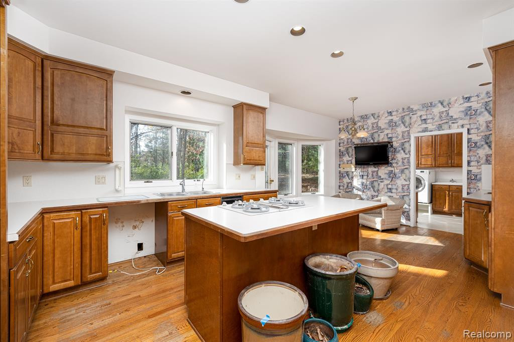 9966 ROLLING GREENS Drive, Pinckney, MI 48169 — Photo 15