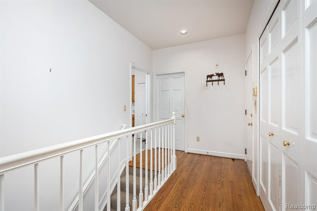 9966 ROLLING GREENS Drive, Pinckney, MI 48169 — Photo 19