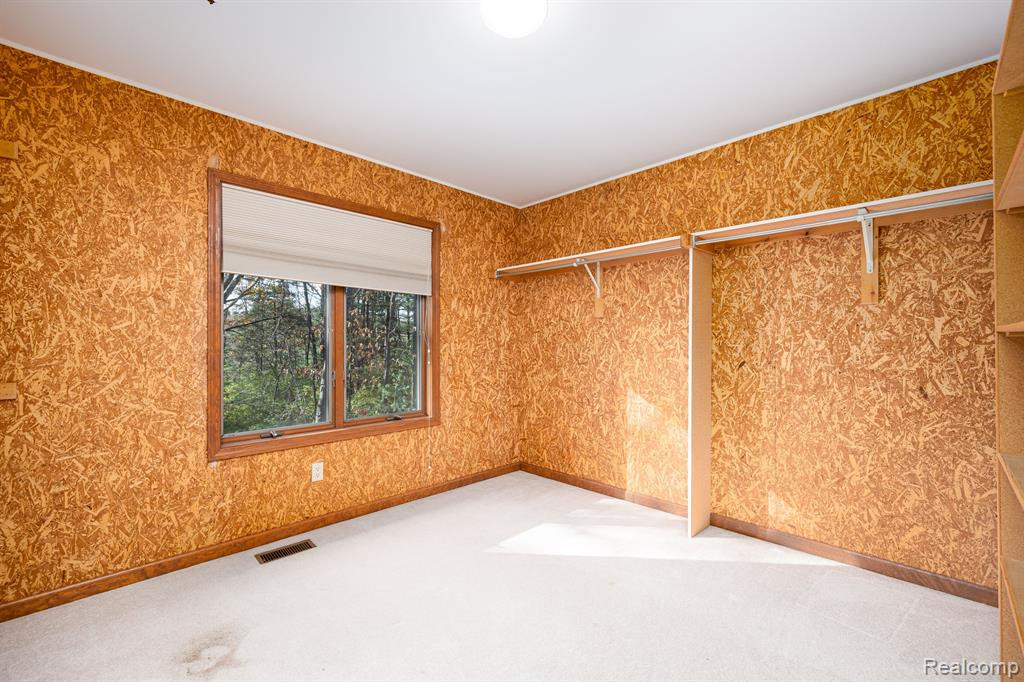 9966 ROLLING GREENS Drive, Pinckney, MI 48169 — Photo 41