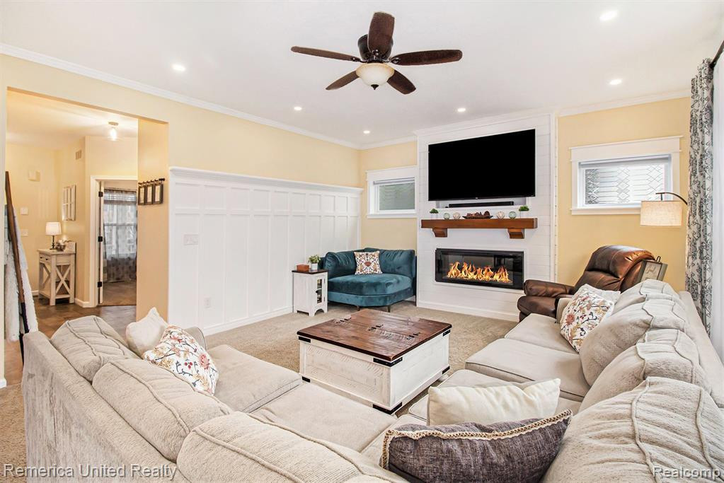 3112 IVY WOOD Circle, Howell, MI 48855 — Photo 8