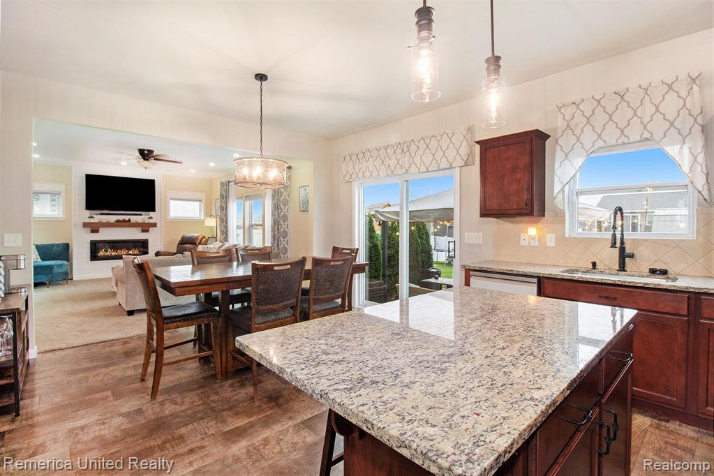 3112 IVY WOOD Circle, Howell, MI 48855 — Photo 11
