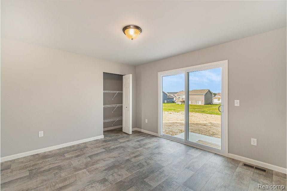 3088 IVY WOOD Circle, Howell, MI 48855 — Photo 7