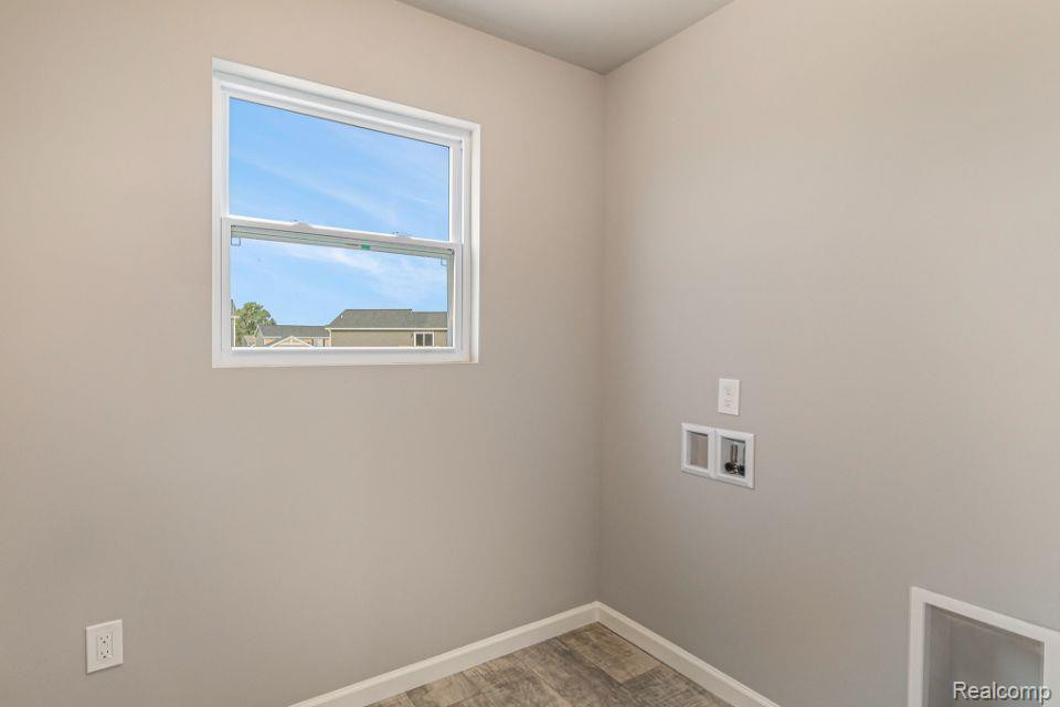 3088 IVY WOOD Circle, Howell, MI 48855 — Photo 10