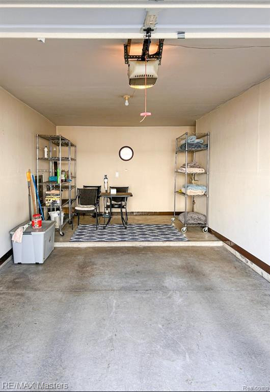 23005 Fairlane Blvd Boulevard, Woodhaven, MI 48183 — Photo 19