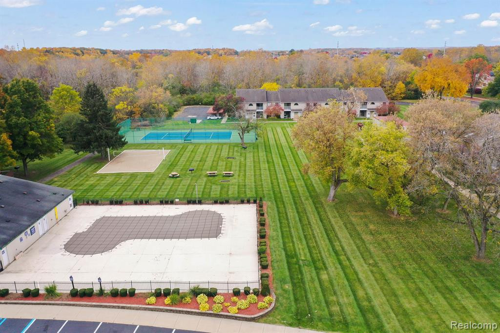 2968 ROUNDTREE Boulevard, Ypsilanti, MI 48197 — Photo 4