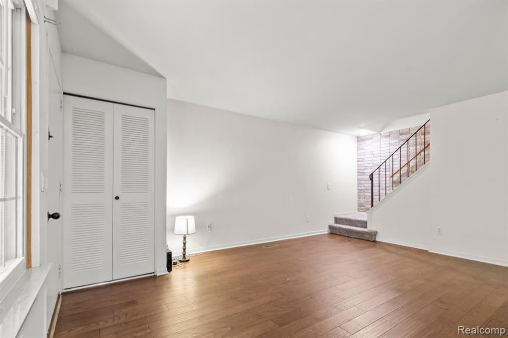 2968 ROUNDTREE Boulevard, Ypsilanti, MI 48197 — Photo 16