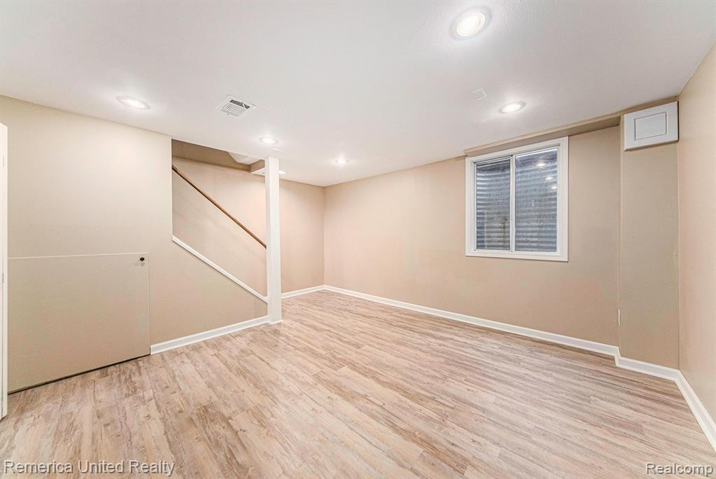 2934 WHITTIER, Ann Arbor, MI 48104 — Photo 15