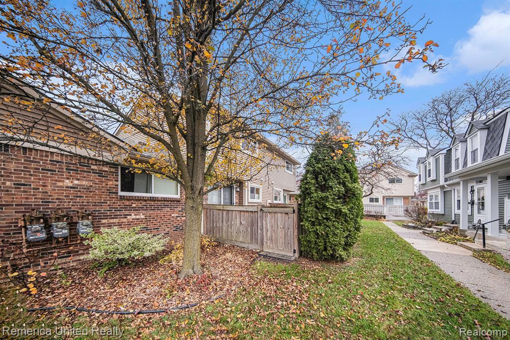 2934 WHITTIER, Ann Arbor, MI 48104 — Photo 16