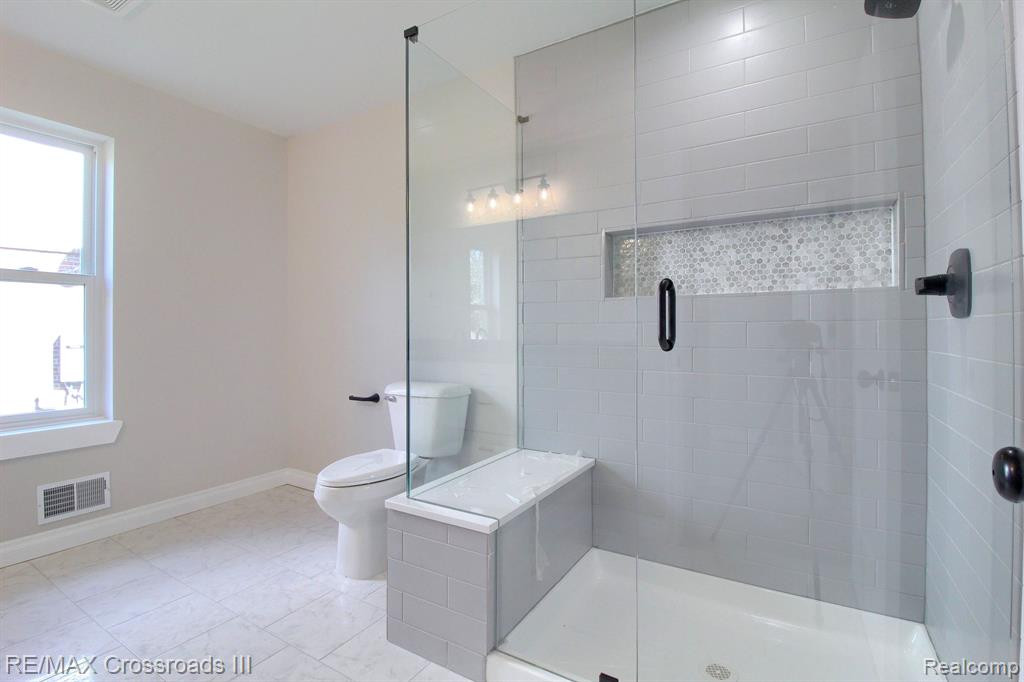 42482 N CUMBERLAND Drive, Van Buren, MI 48111 — Photo 20