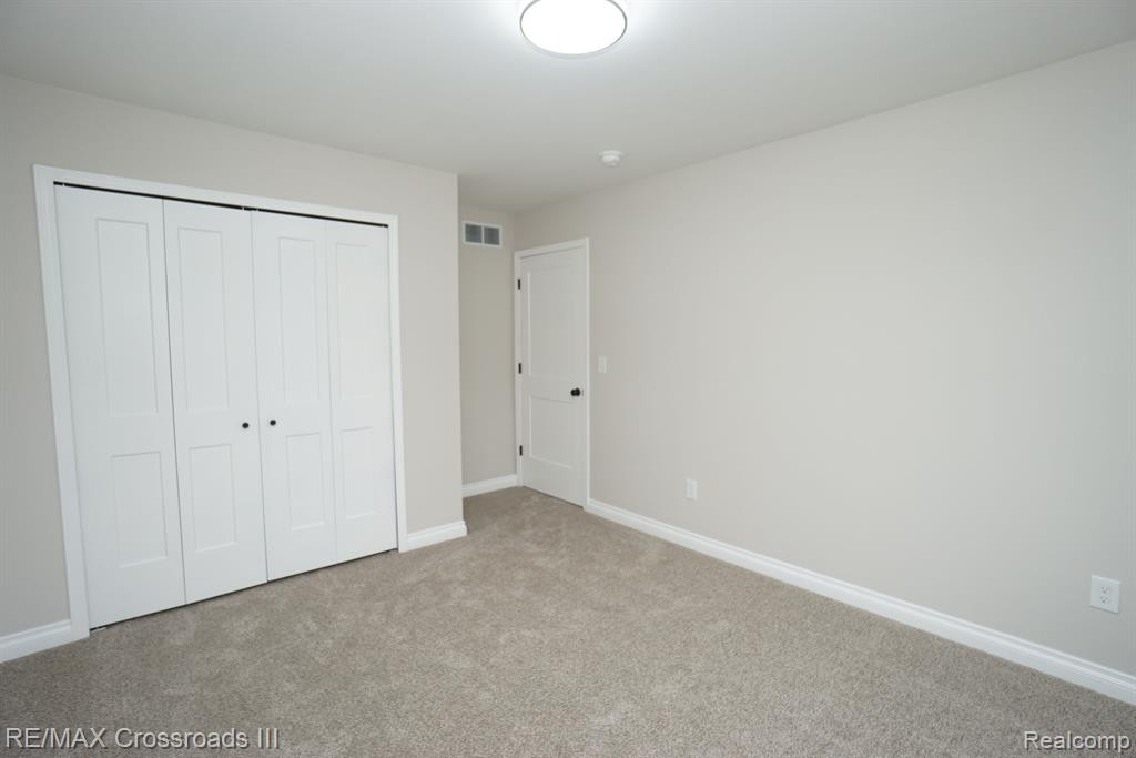 42482 N CUMBERLAND Drive, Van Buren, MI 48111 — Photo 22