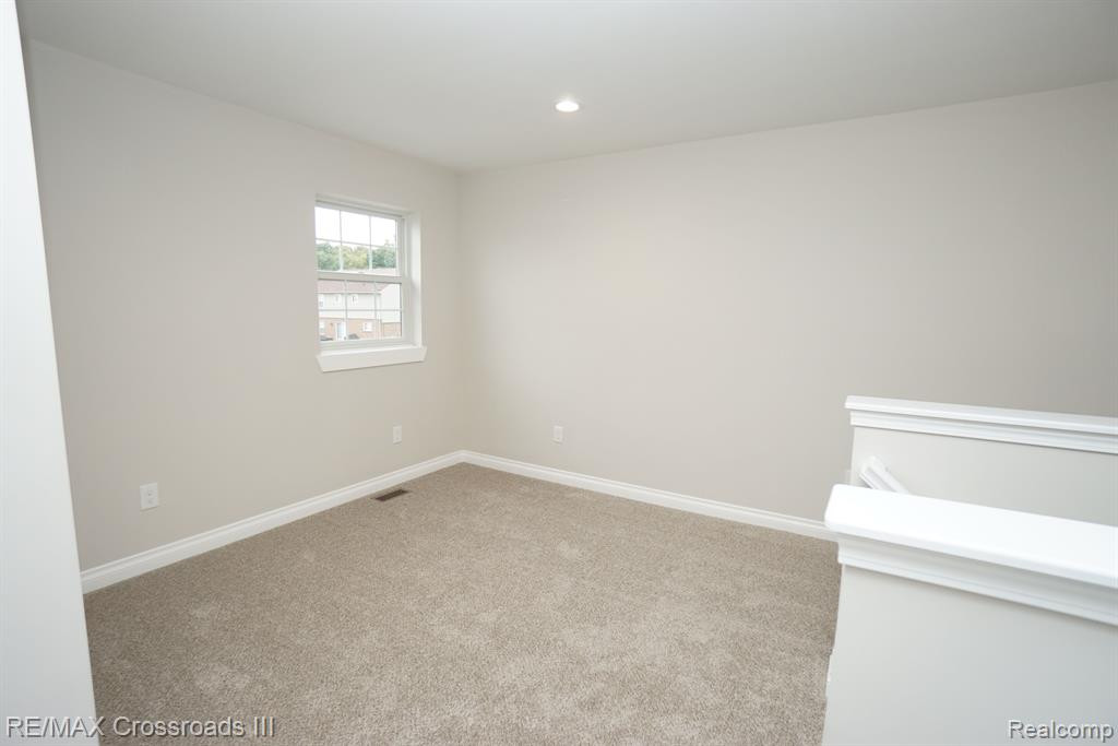 42482 N CUMBERLAND Drive, Van Buren, MI 48111 — Photo 26