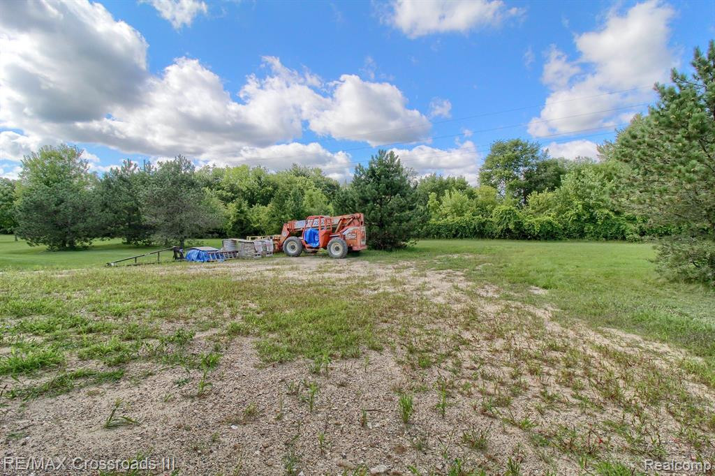 42482 N CUMBERLAND Drive, Van Buren, MI 48111 — Photo 34