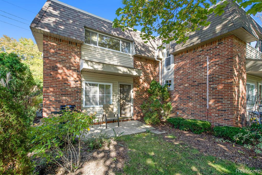 576 Kellogg Street, Ann Arbor, MI 48105 — front exterior