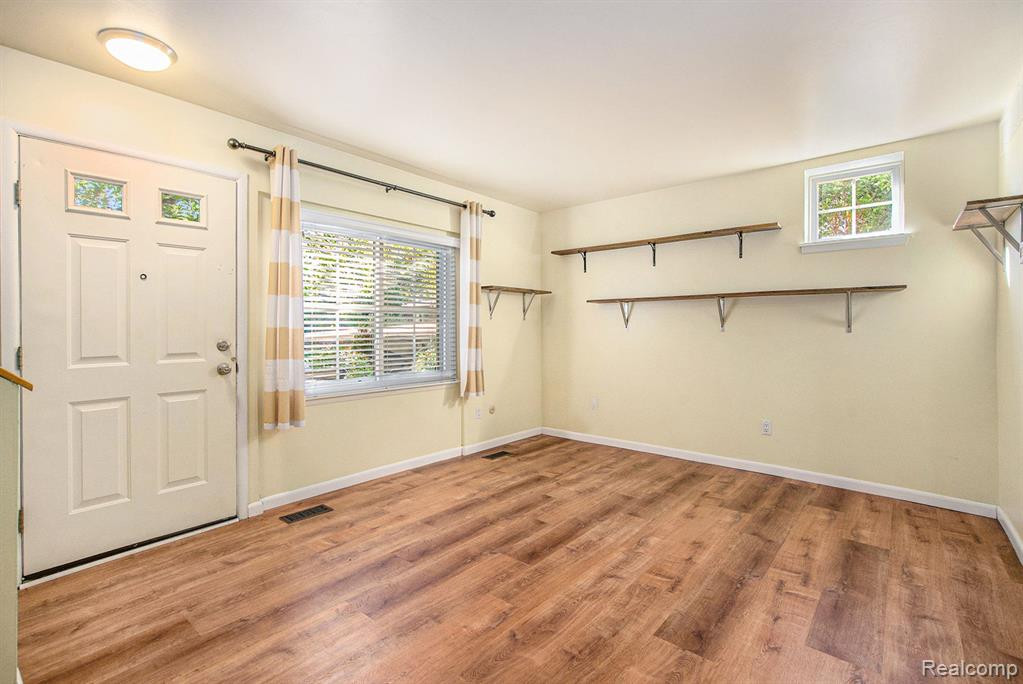 576 Kellogg Street, Ann Arbor, MI 48105 — Photo 5