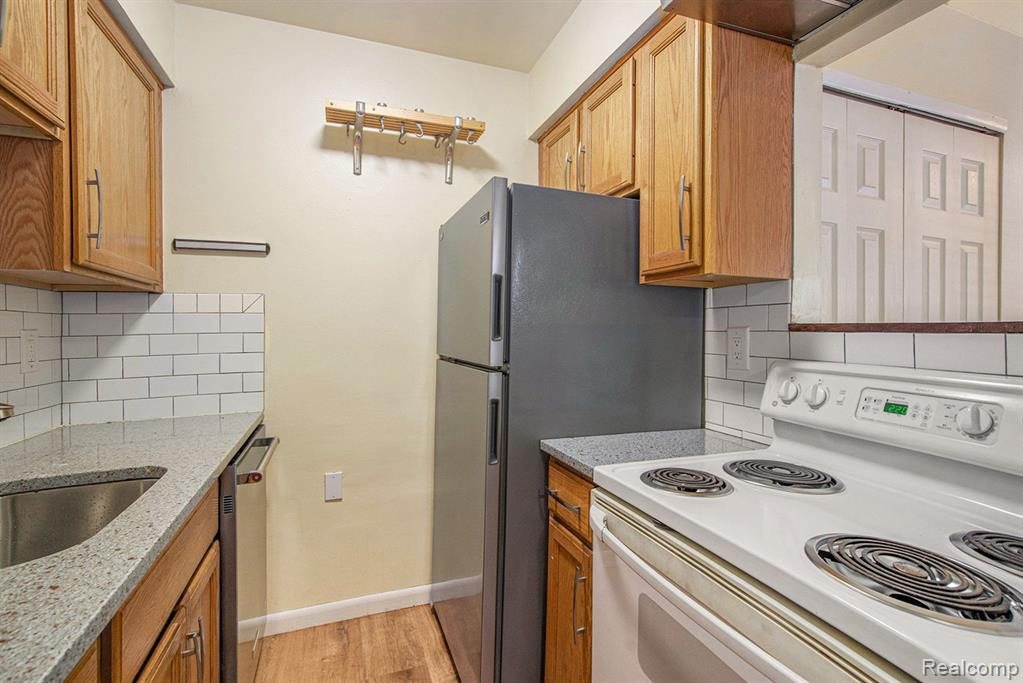 576 Kellogg Street, Ann Arbor, MI 48105 — Photo 12