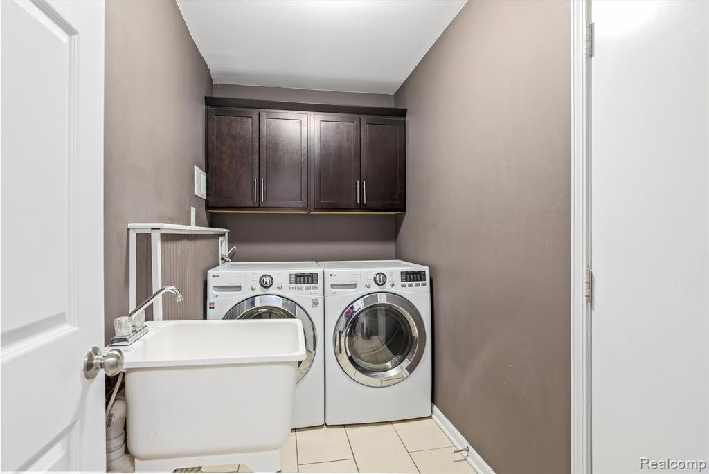 4598 HUNTERS Circle W, Canton, MI 48188 — Photo 5