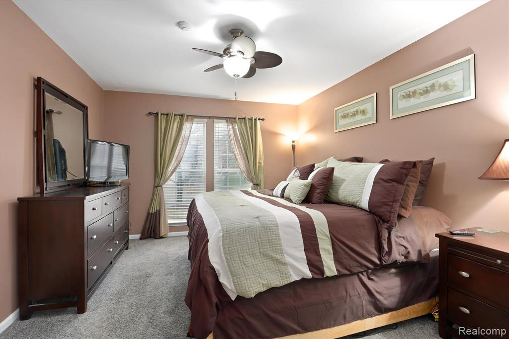 4598 HUNTERS Circle W, Canton, MI 48188 — Photo 12