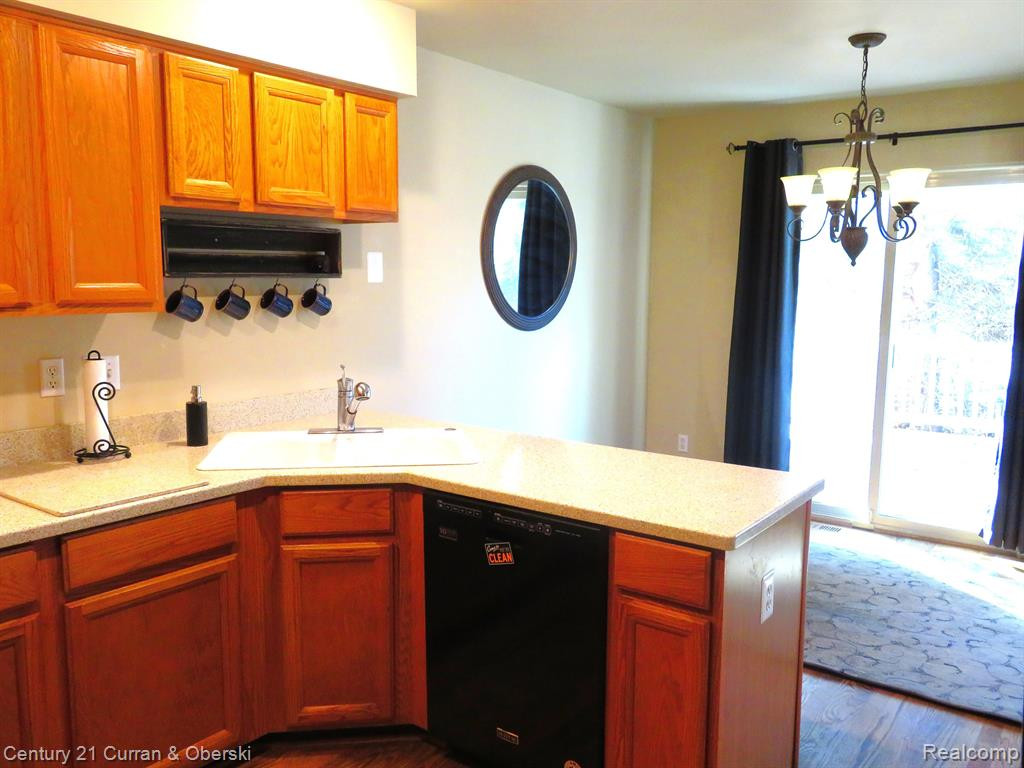 2106 Lone Wolf Lane, 135, Canton, MI 48188 — Photo 8