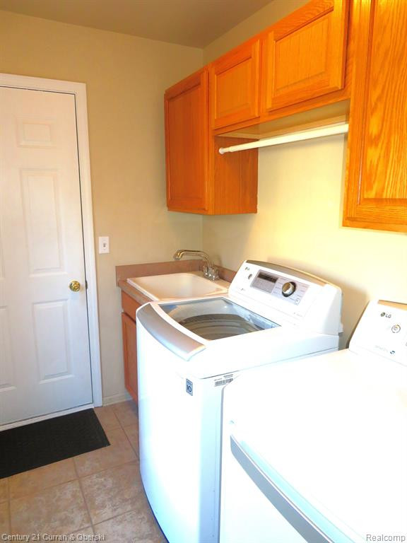 2106 Lone Wolf Lane, 135, Canton, MI 48188 — Photo 18