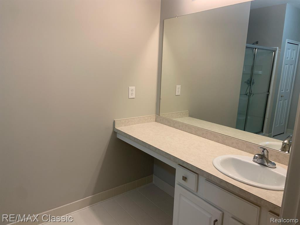 40464 GLEN EAGLE Lane, Canton, MI 48188 — Photo 9