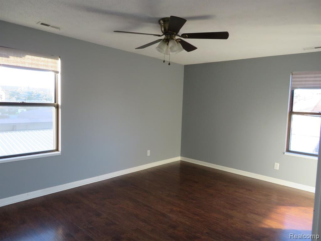 61173 GREENWOOD Drive, South Lyon, MI 48178 — Photo 19