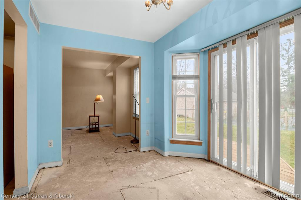 7311 S KINGSTON, Westland, MI — Photo 11