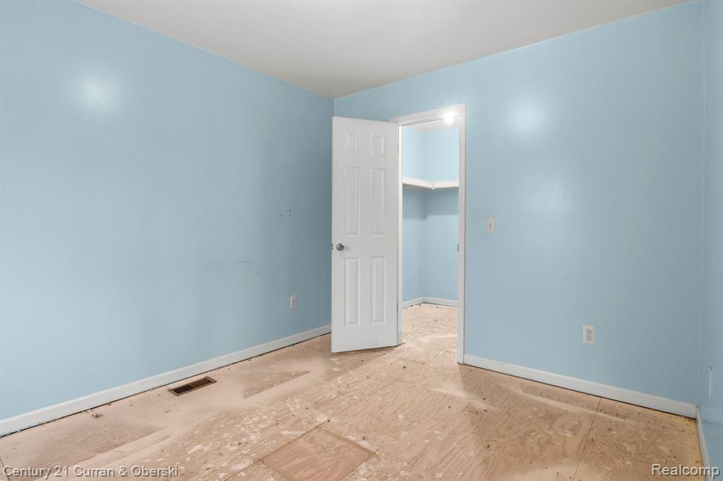7311 S KINGSTON, Westland, MI — Photo 18