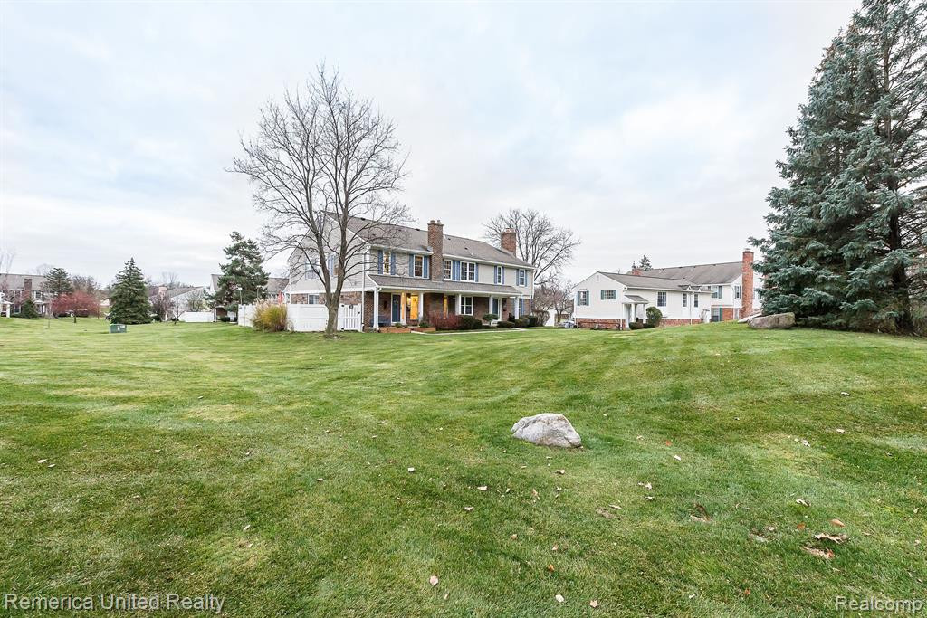 42198 ROSCOMMON Street, Northville, MI 48167 — Photo 2