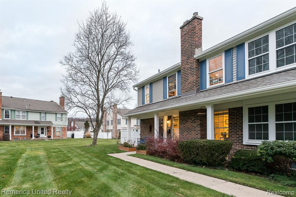 42198 ROSCOMMON Street, Northville, MI 48167 — Photo 42
