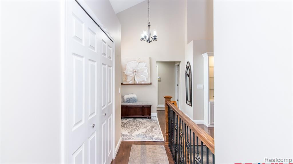 1195 ANDOVER Circle, Commerce Twp, MI 48390 — Photo 11