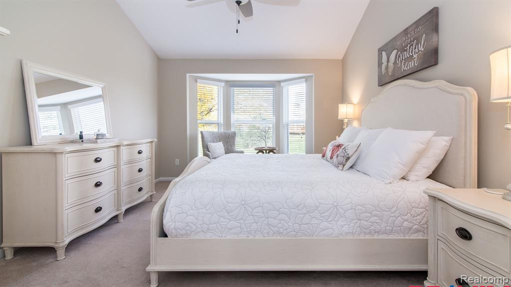 1195 ANDOVER Circle, Commerce Twp, MI 48390 — Photo 27