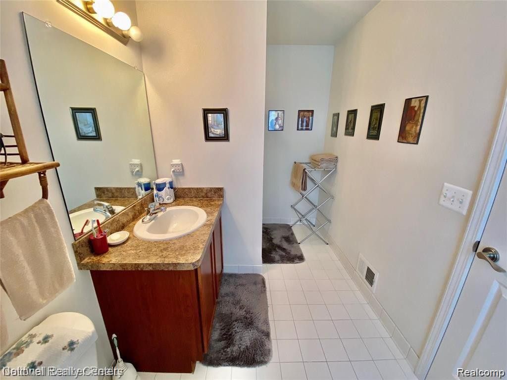 11104 EGRET Lane, Walled Lake, MI 48390 — Photo 24
