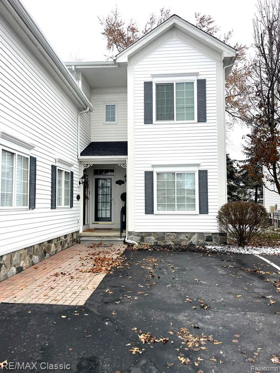 1682 CASSADY PLACE Drive, 13, Plymouth, MI 48170 — Photo 2