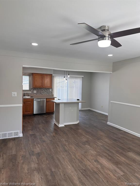 8473 FORREST Drive, Canton, MI 48187 — Photo 5