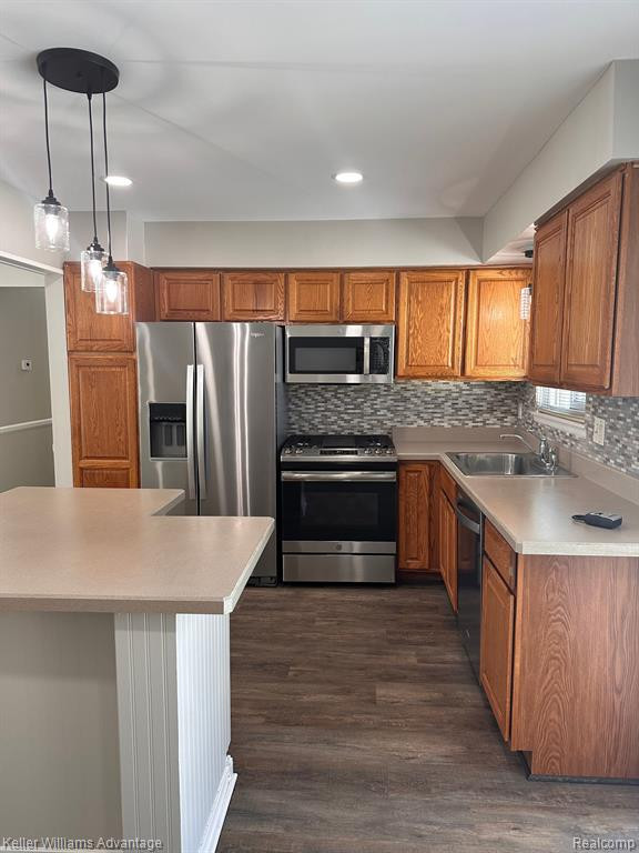 8473 FORREST Drive, Canton, MI 48187 — Photo 6