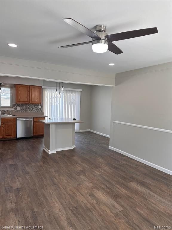 8473 FORREST Drive, Canton, MI 48187 — Photo 10