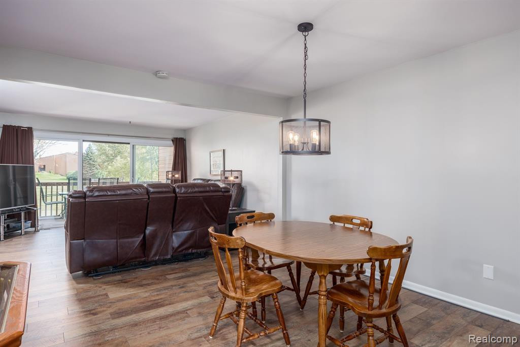 48291 BAYSHORE Drive, Van Buren, MI 48111 — Photo 3