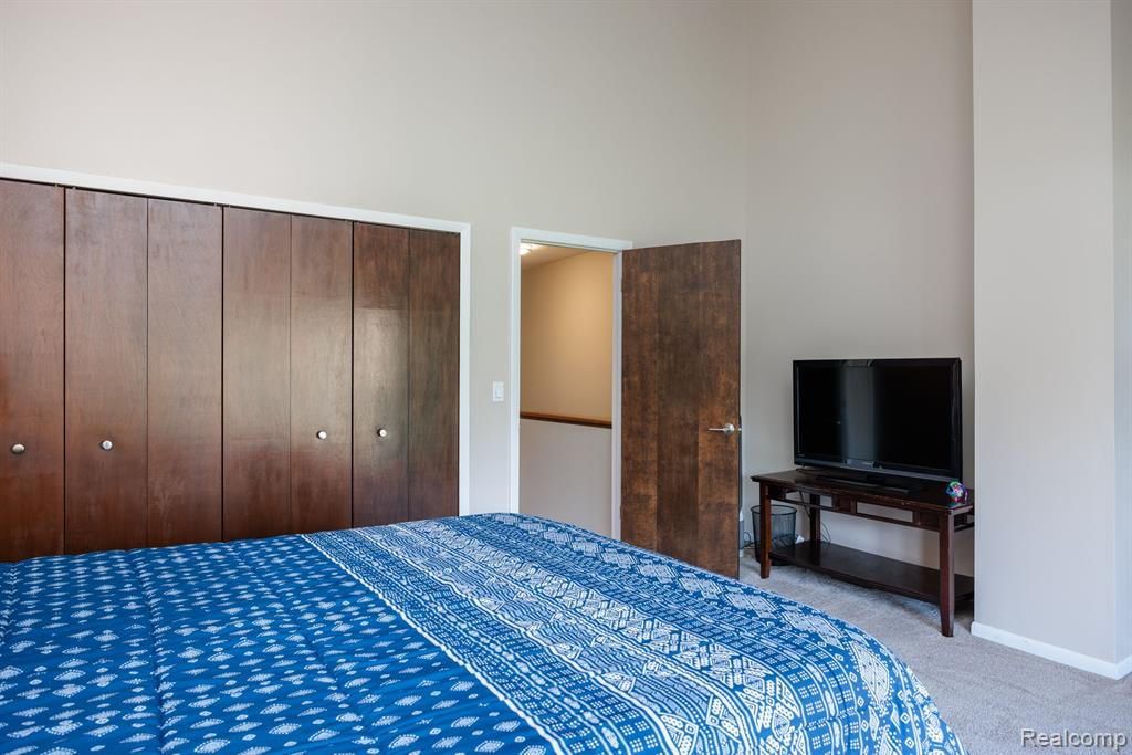 48291 BAYSHORE Drive, Van Buren, MI 48111 — Photo 13