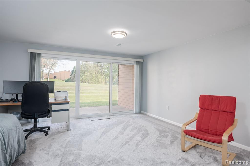 48291 BAYSHORE Drive, Van Buren, MI 48111 — Photo 19