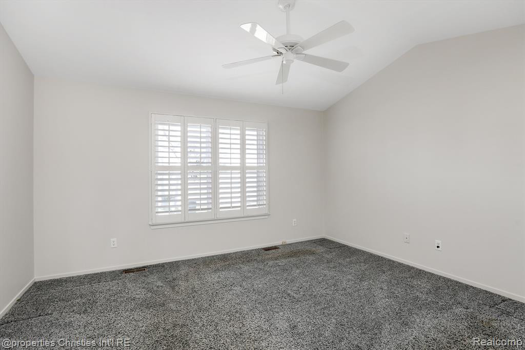 2095 OAKBROOK Boulevard, Walled Lake, MI 48390 — Photo 16