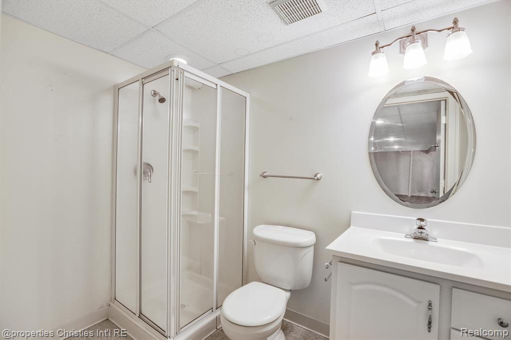 2095 OAKBROOK Boulevard, Walled Lake, MI 48390 — Photo 20